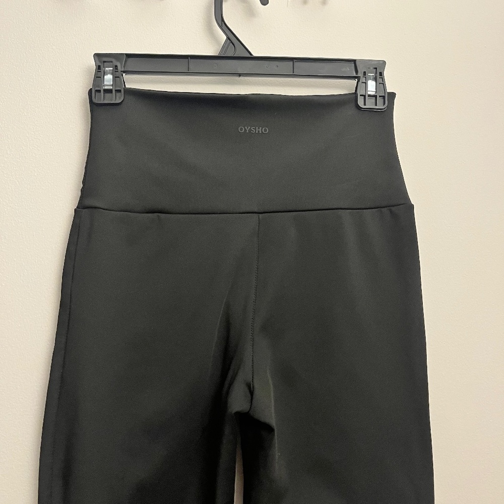 STEAL‼️ Oysho Black High-Waisted Flared Leggings